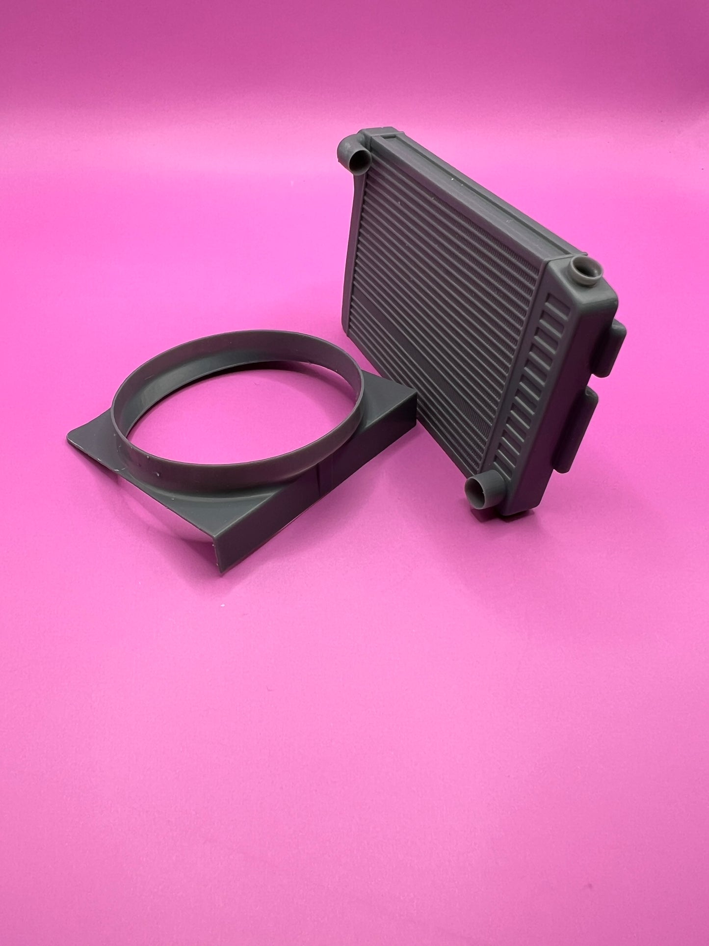 1969 Camaro 1/12 Big Block Radiator and Shroud